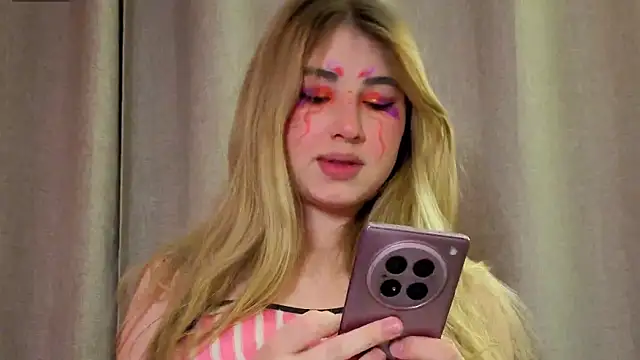 sugarskitty online show from November 5, 2025, 12:43 am