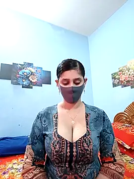 Cute Faria online show from March 15, 2026, 9:26 am