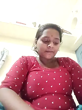 Snapshot of Hot_crety chatting on June 25, 2026, 4:55 pm Hot crety online show from June 25, 2026, 4:55 pm