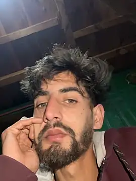 lyath3245 online show from February 1, 2026, 7:18 am