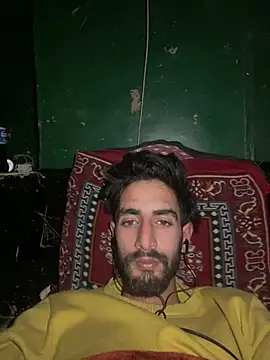 lyath3245 online show from February 10, 2026, 7:51 pm