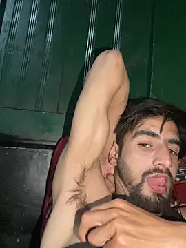 lyath3245 online show from April 5, 2026, 7:00 pm