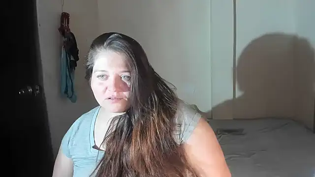 Daphne girlsex online show from October 31, 2025, 3:07 am