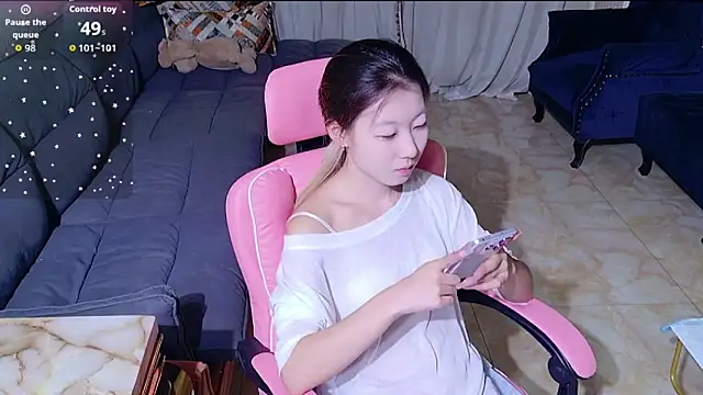 Deserve E online show from September 17, 2025, 2:52 pm