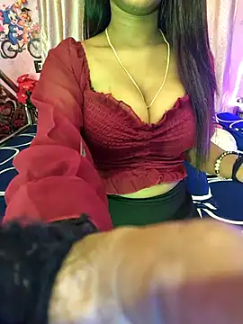 Snapshot of cute-sumi chatting on May 7, 2026, 12:43 pm cute-sumi online show from May 7, 2026, 12:43 pm