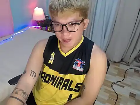 Snapshot of Fuckboii_intown chatting on July 20, 2026, 1:13 pm Fuckboii intown online show from July 20, 2026, 1:13 pm