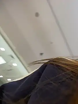 ElliRose online show from February 15, 2026, 6:21 am