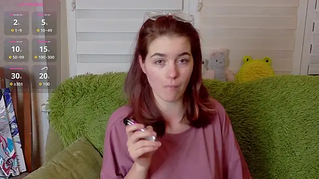 Snapshot of ElzaBlis chatting on October 16, 2025, 6:53 pm ElzaBlis online show from October 16, 2025, 6:53 pm