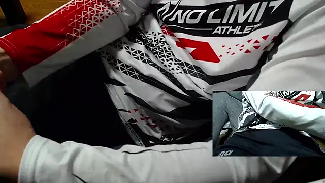 Yasu2000 online show from March 8, 2026, 11:14 am