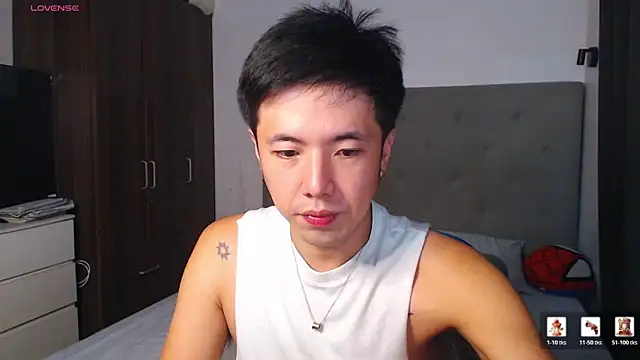 Snapshot of Addictiveboi chatting on March 16, 2026, 9:02 am Addictiveboi online show from March 16, 2026, 9:02 am