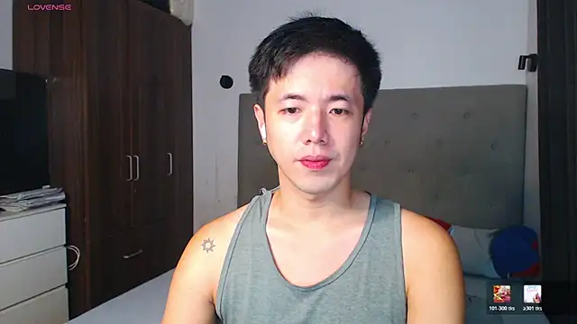 Snapshot of Addictiveboi chatting on March 18, 2026, 2:58 am Addictiveboi online show from March 18, 2026, 2:58 am