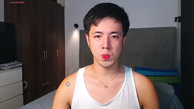 Snapshot of Addictiveboi chatting on March 19, 2026, 3:10 am Addictiveboi online show from March 19, 2026, 3:10 am