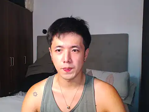 Snapshot of Addictiveboi chatting on April 16, 2026, 10:38 am Addictiveboi online show from April 16, 2026, 10:38 am