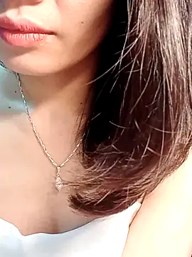 Hinna x online show from March 17, 2026, 8:50 am