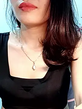 Hinna x online show from April 2, 2026, 2:09 am