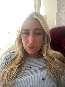 EllieMaeBaby online show from April 26, 2026, 1:20 pm