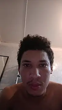 RuiMaddoox online show from November 6, 2025, 5:58 pm