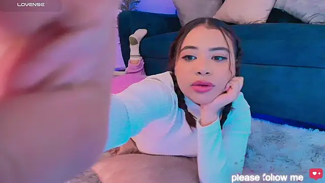 Snapshot of nicemiiaa7_ chatting on December 2, 2025, 9:25 am nicemiiaa7 online show from December 2, 2025, 9:25 am