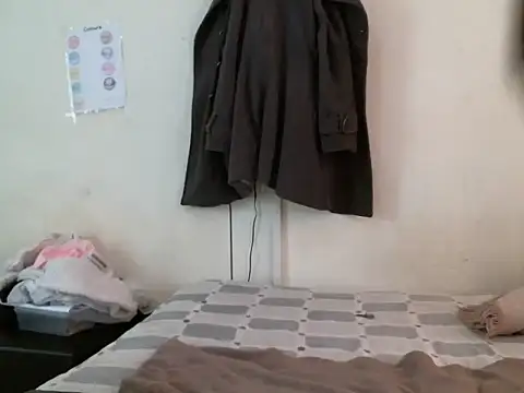 Pretty miss devilxxx35 online show from September 27, 2025, 12:21 pm