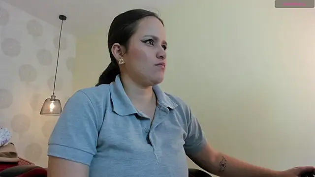 GIANAMILLER6 online show from September 9, 2025, 12:15 pm