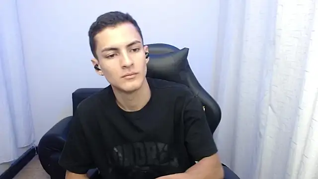 Matiius18 online show from February 24, 2026, 2:04 pm