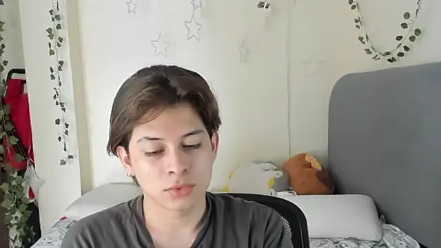 Felix art online show from September 25, 2025, 7:06 pm