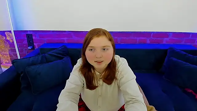 KattyRose8 online show from November 29, 2025, 6:44 pm