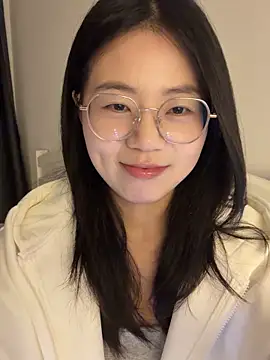 Snapshot of Ella-A9 chatting on September 22, 2025, 3:03 pm Ella-A9 online show from September 22, 2025, 3:03 pm