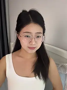Snapshot of Ella-A9 chatting on September 26, 2025, 2:43 pm Ella-A9 online show from September 26, 2025, 2:43 pm