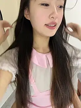 MengMeng0515 online show from June 22, 2026, 1:41 pm