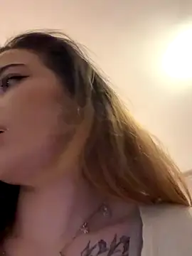 PiperPassionX online show from November 29, 2025, 11:19 pm