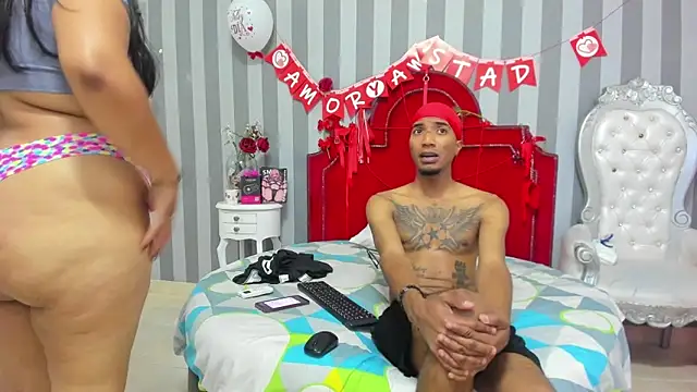 CaroyAndy online show from February 13, 2026, 12:45 pm