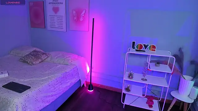 Bella  Lane online show from March 20, 2026, 3:44 am