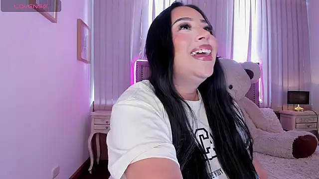 Zoey thompson online show from November 12, 2025, 2:50 pm