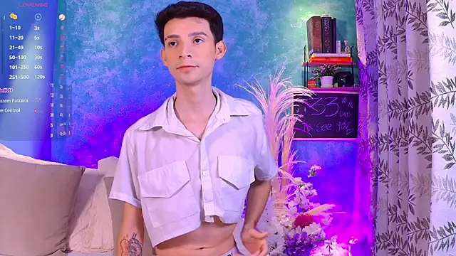 VicenteFerrer online show from September 20, 2025, 2:01 am