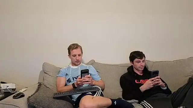 Drakerileyxxx online show from March 29, 2026, 2:44 am