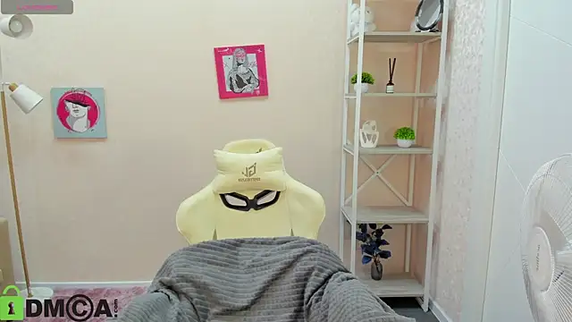 R0cket bunny online show from October 15, 2025, 1:06 am