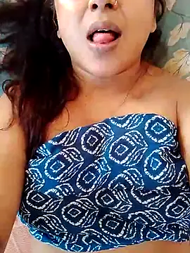 Snapshot of sweet_jenni chatting on October 16, 2025, 8:04 am sweet jenni online show from October 16, 2025, 8:04 am