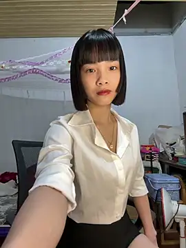 andymi1 online show from April 2, 2026, 1:47 am