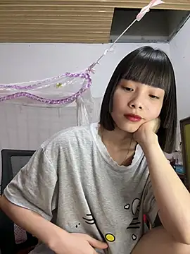 Snapshot of andymi1 chatting on July 11, 2026, 12:30 pm andymi1 online show from July 11, 2026, 12:30 pm