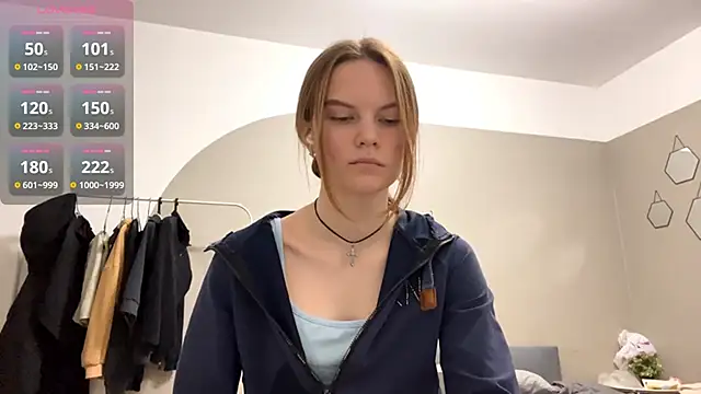Snapshot of AudreyHammond chatting on October 4, 2025, 1:20 pm AudreyHammond online show from October 4, 2025, 1:20 pm