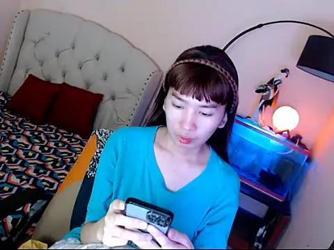 Snapshot of ShantalFoxxy_ chatting on October 17, 2025, 2:08 pm ShantalFoxxy online show from October 17, 2025, 2:08 pm