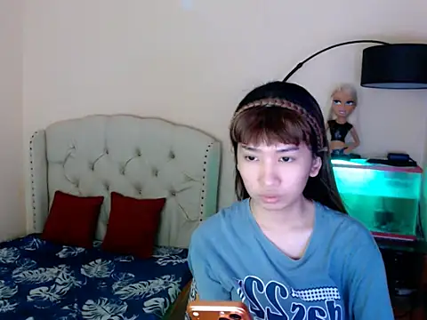 ShantalFoxxy  online show from March 3, 2026, 5:35 am