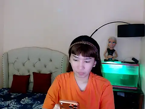 ShantalFoxxy  online show from March 20, 2026, 12:48 am