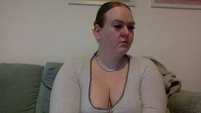 gracelovesxx online show from June 3, 2026, 9:01 am