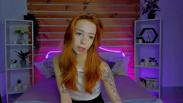 Lori Williams online show from November 12, 2025, 12:55 am