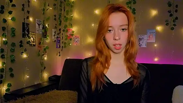 Lori Williams online show from February 25, 2026, 2:32 am