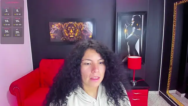 Snapshot of angelita_martins chatting on October 15, 2025, 8:20 pm angelita martins online show from October 15, 2025, 8:20 pm