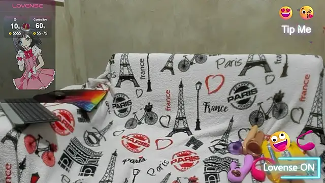 ivy moon05 online show from April 14, 2026, 2:12 pm