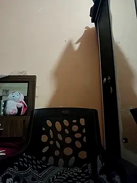 Maahhii 2 online show from April 6, 2026, 7:48 pm